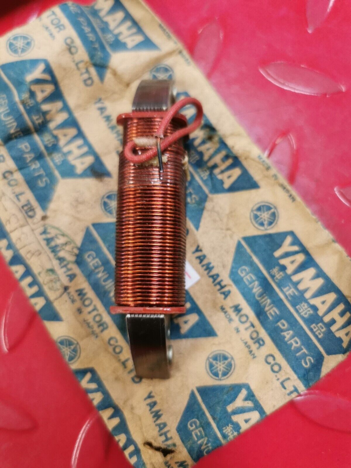 NOS Yamaha TT500 1976 - 1981 COIL LIGHTING 1 583-81313-50-00 Y19