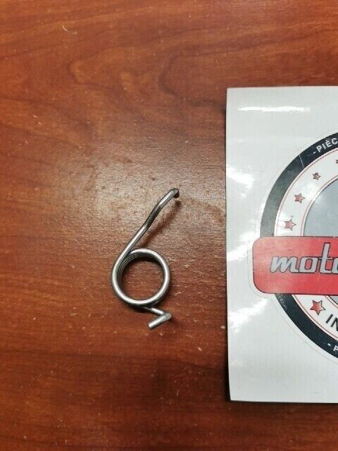 NOS Yamaha DT100 DT125 DT1C DT250 DT400 TY250 SPRING 90508-26139-00 Y111