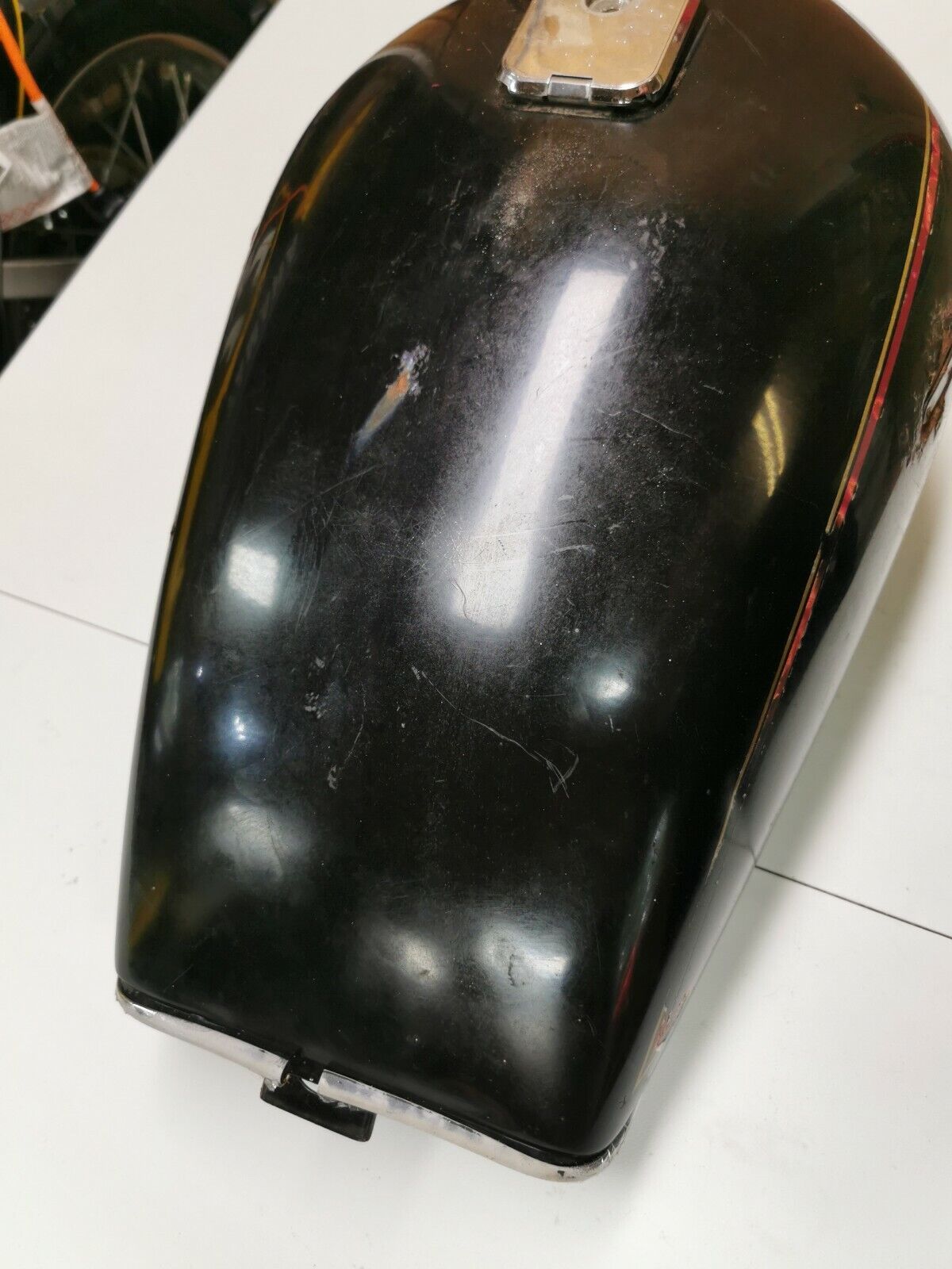 Kawasaki KZ550 LTD 1982 fuel tank gas petrol reservoir 2