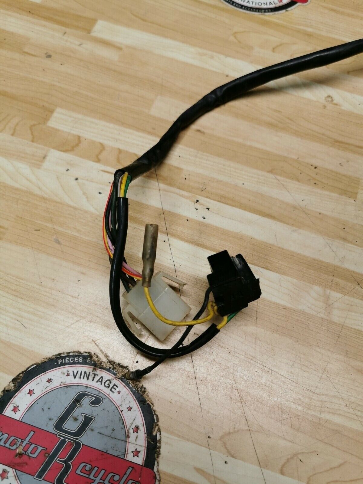 Yamaha DT200 1985 turn signal flasher light horn switch controle module