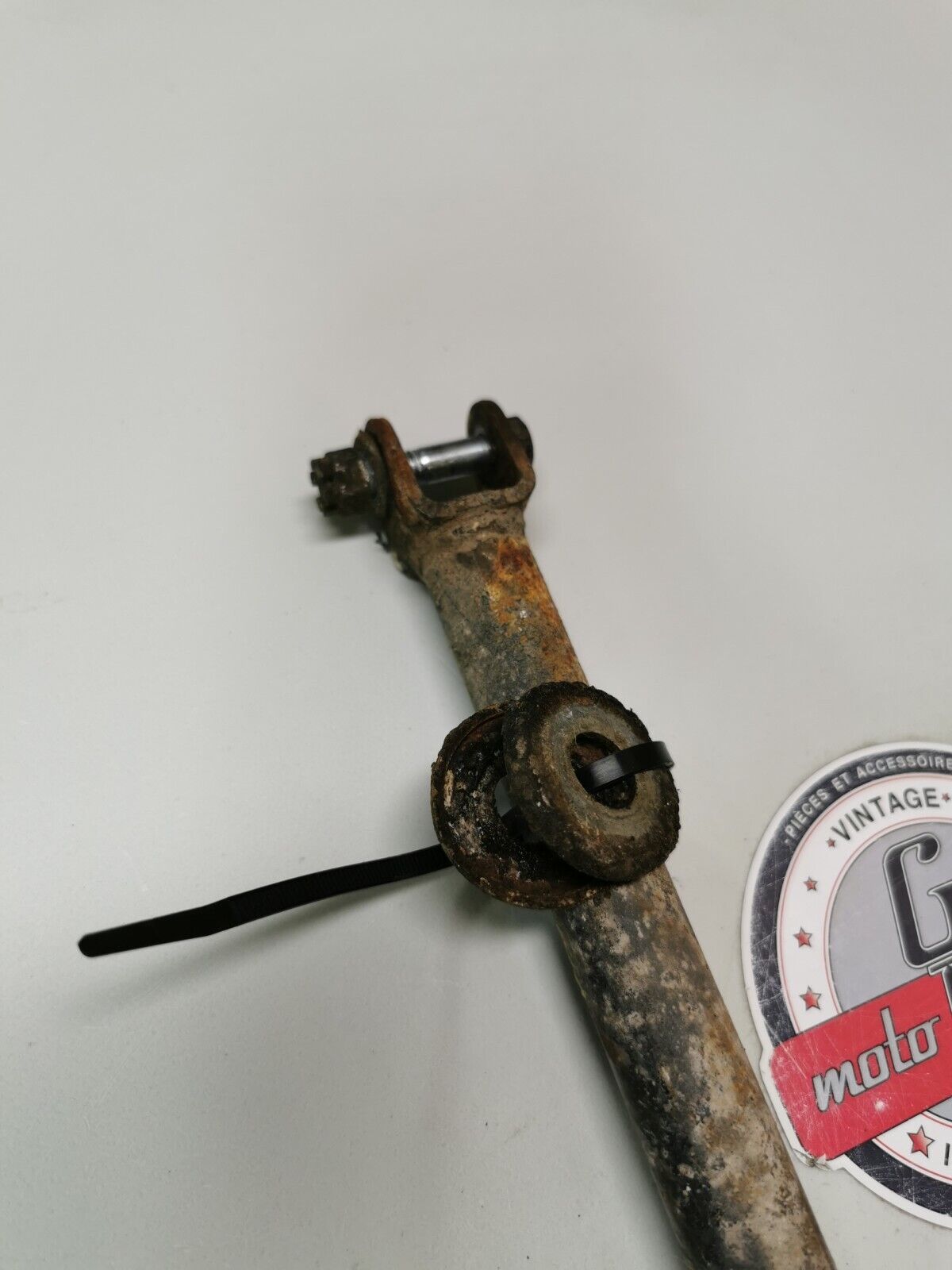 Honda CB750F 1978 rear brake link torque arm stopper bar 1977