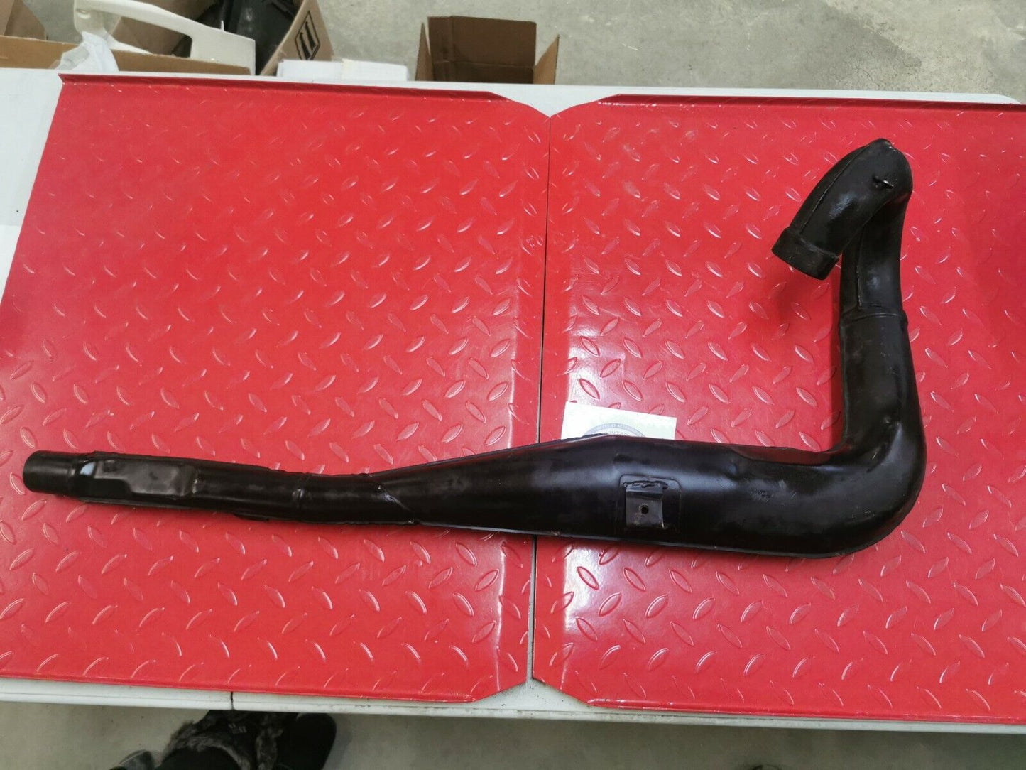 Honda CR250M 1976 exhaust pipe header expansion chamber 1975
