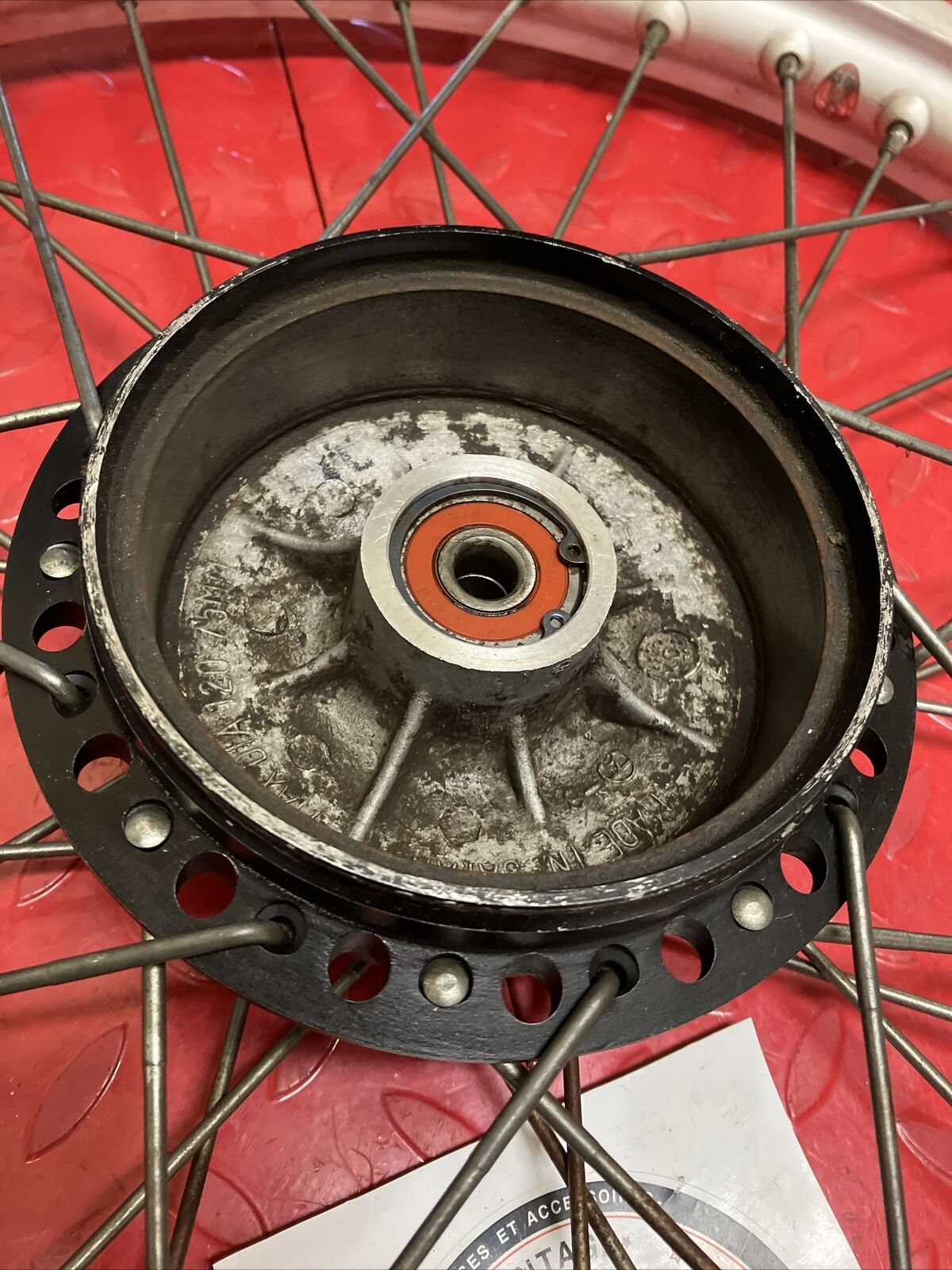 Kawasaki KX125 1980 front wheel hub rim