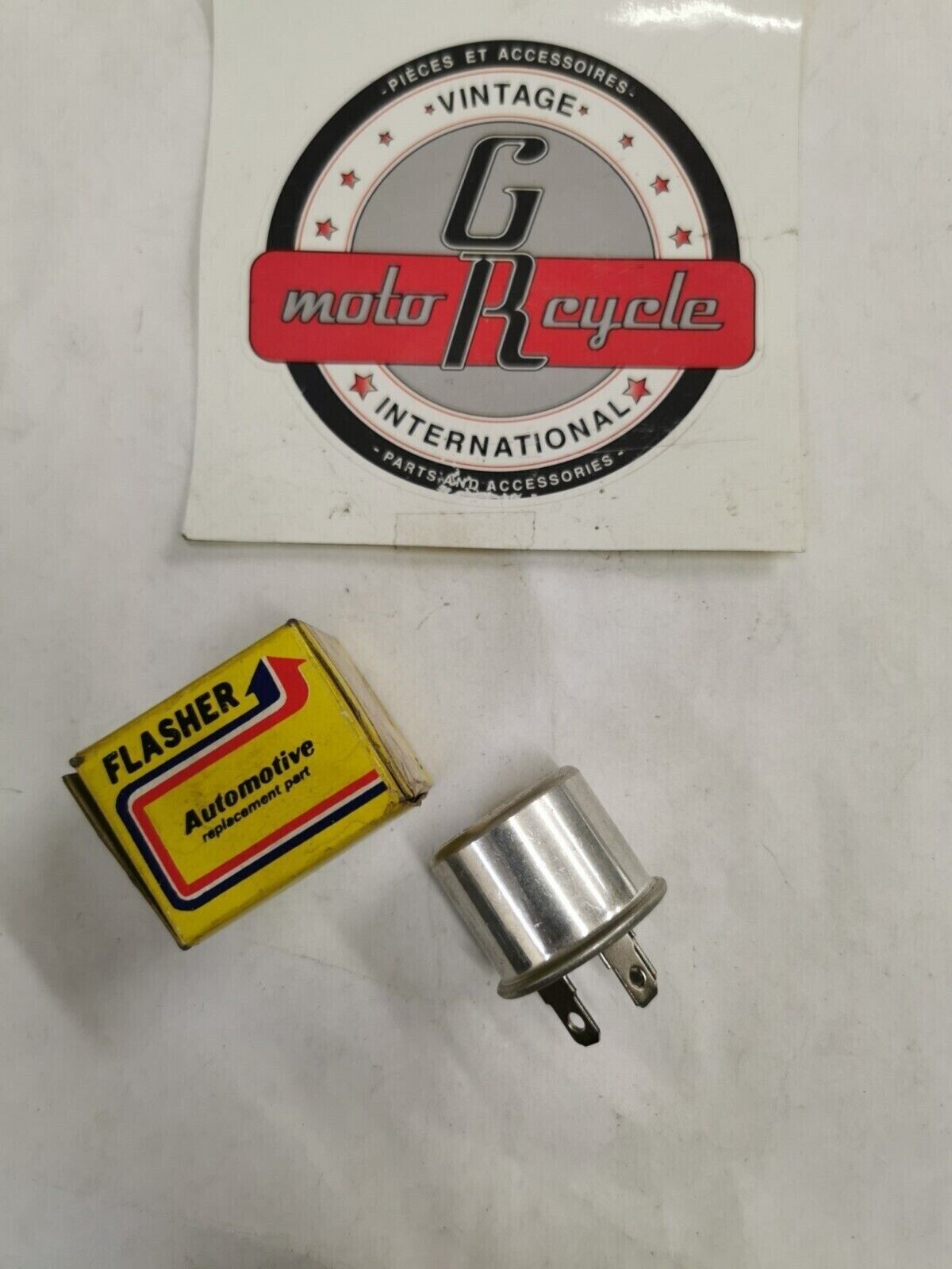 NOS AUTOMOTIVE FLASHER POLE RELAY 12V NO 550 04-716B J35