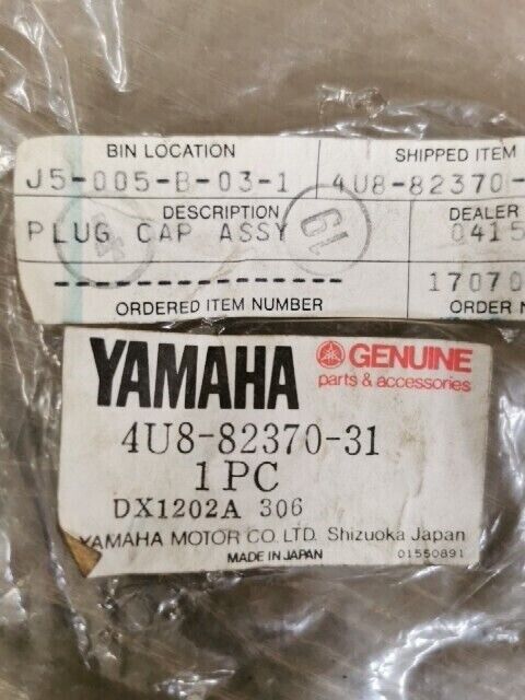 NOS Yamaha YJ550RK XT125J XT200K XT200J PLUG CAP ASSEMBLY 4U8-82370-31-00 Y139