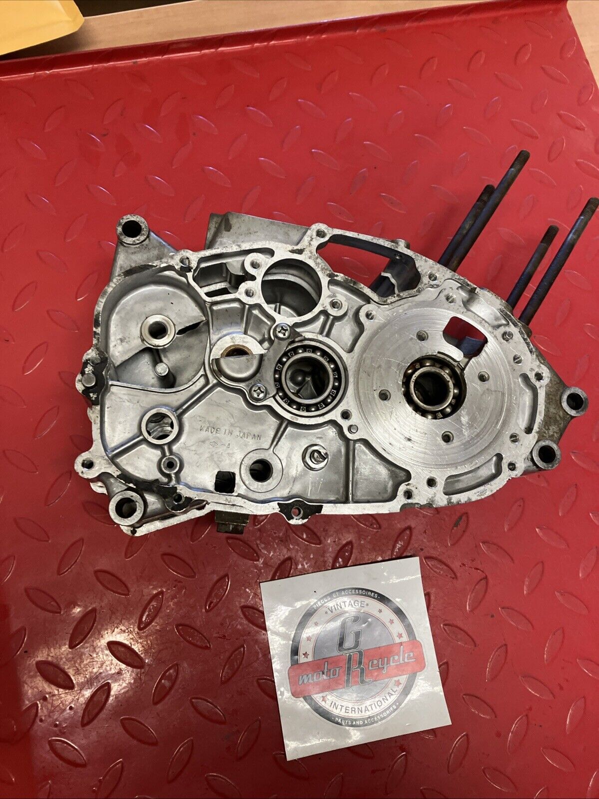 Kawasaki G5 1972 crankcase crank case set left right 2
