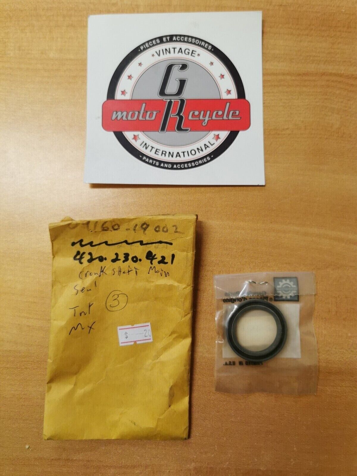 NOS CAN-AM TNT MX CRANK SHAFT MAIN SEAL  420-230-421 CA4