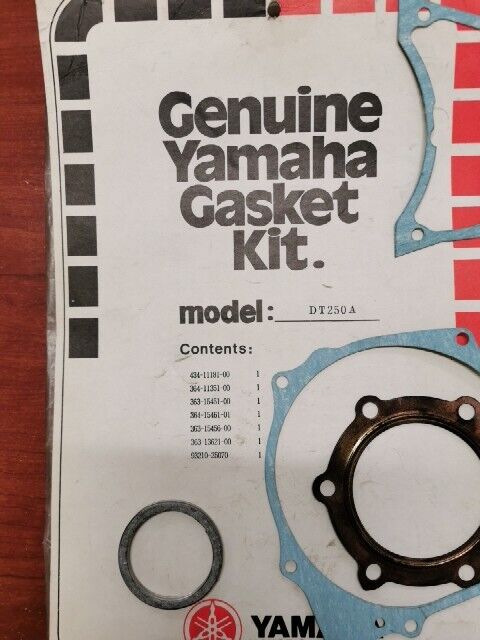 NOS Yamaha DT250A DT250 A GASKET KIT INCOMPLETE Y102