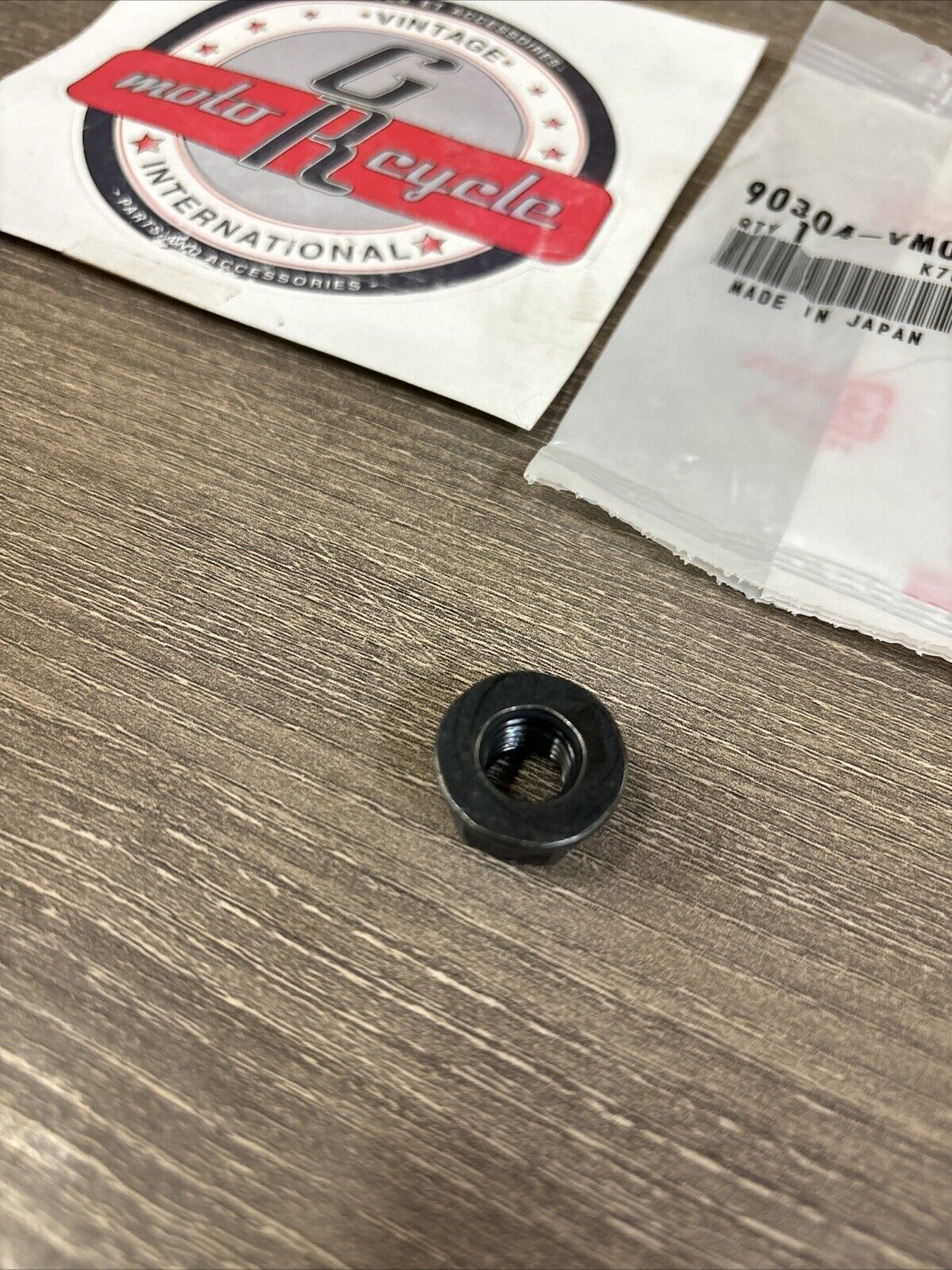 NOS Honda NS50F NV400C VT600C U NUT 10MM 90304-VM0-770 H136