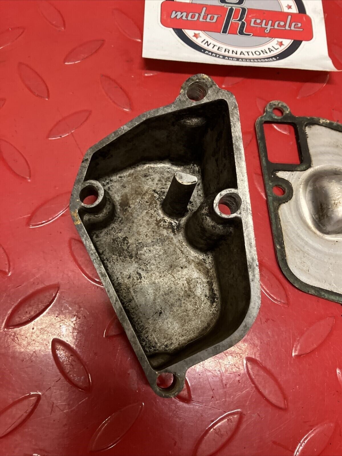 Honda CR250R 1984 cylinder atac cover and separator
