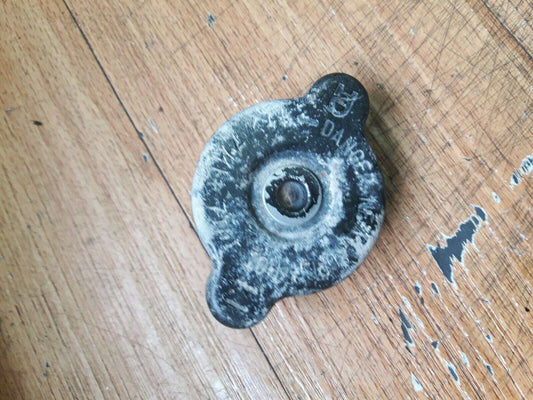 Yamaha YZ125 1986 radiator cap coolant cap lid