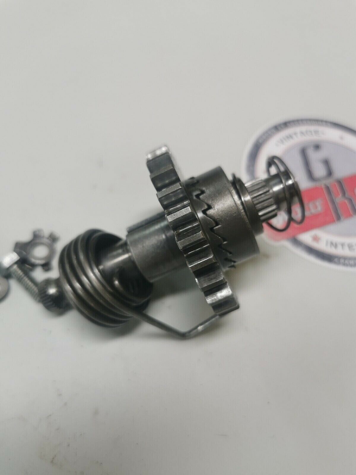 Honda CR80R 1985 kickstarter spindle shaft kick starter 28251-GC4-700