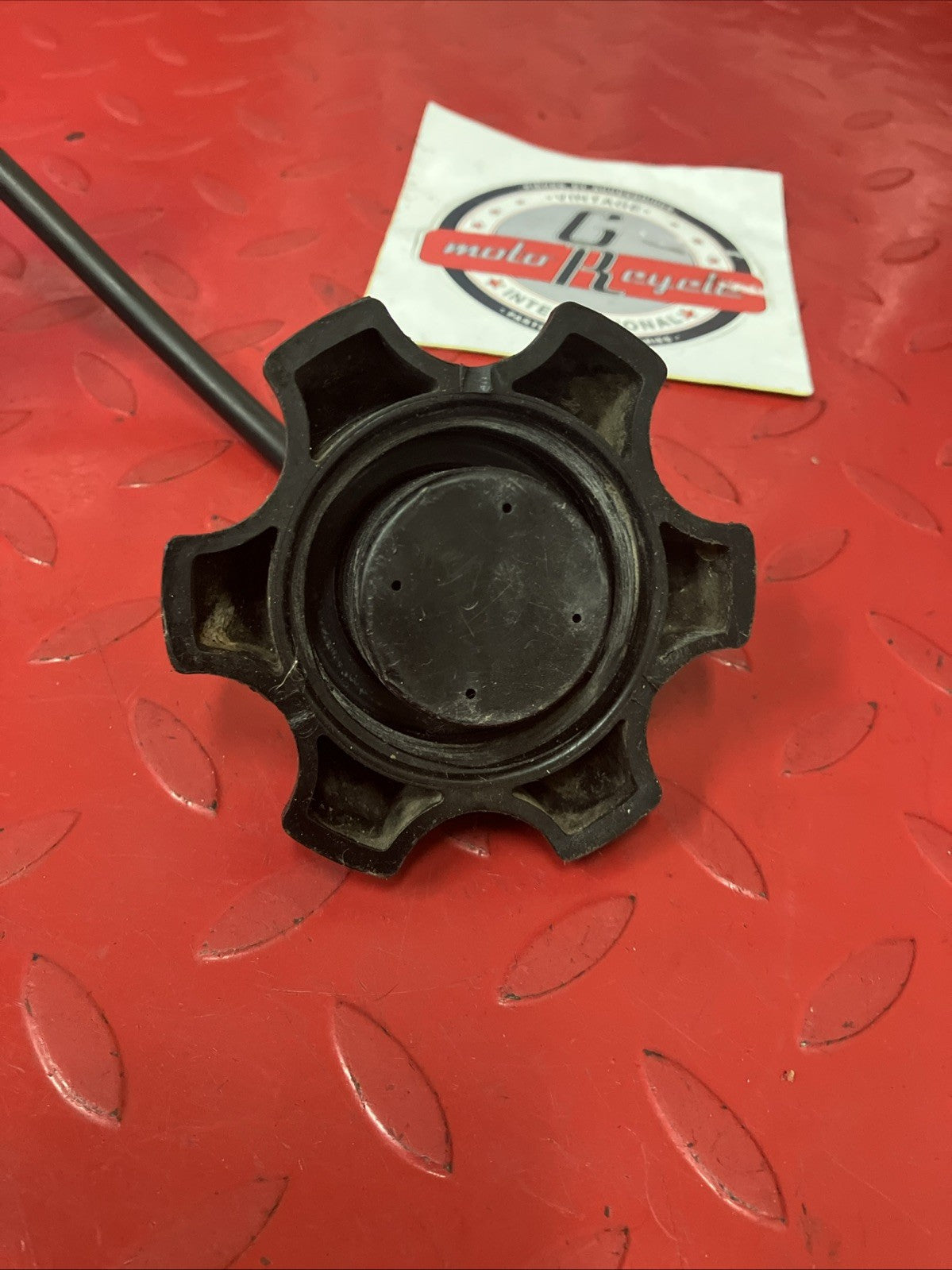 Honda CR250R 1991 Fuel tank gas cap cover CR125R CR500R 1984 - 1992