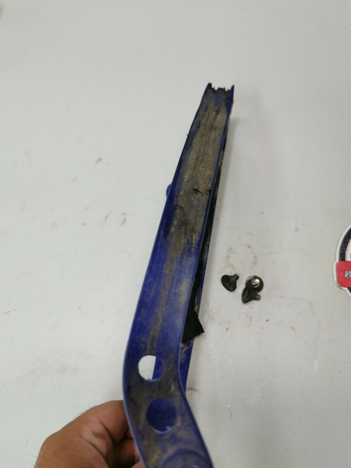 Yamaha YZ250F 2010 swingarm rear arm chain slider seal guard YZ450F