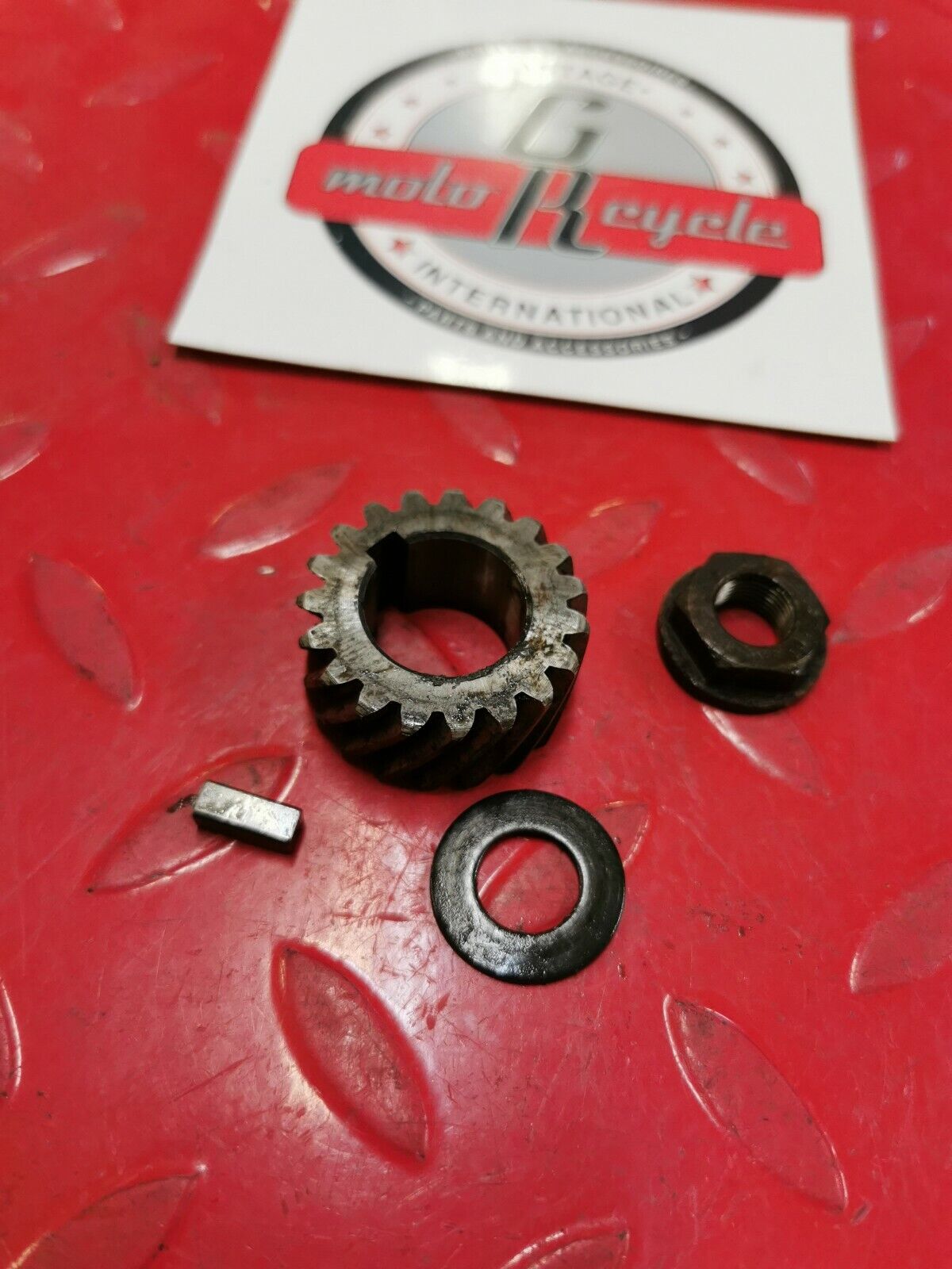 Yamaha DT125 1975 crankshaft primary drive gear