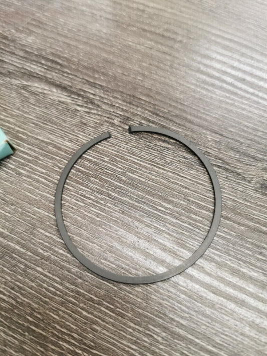 NOS YAMAHA YZ250 1974 1975 RING PISTON STD 364-11611-70-00 Y53