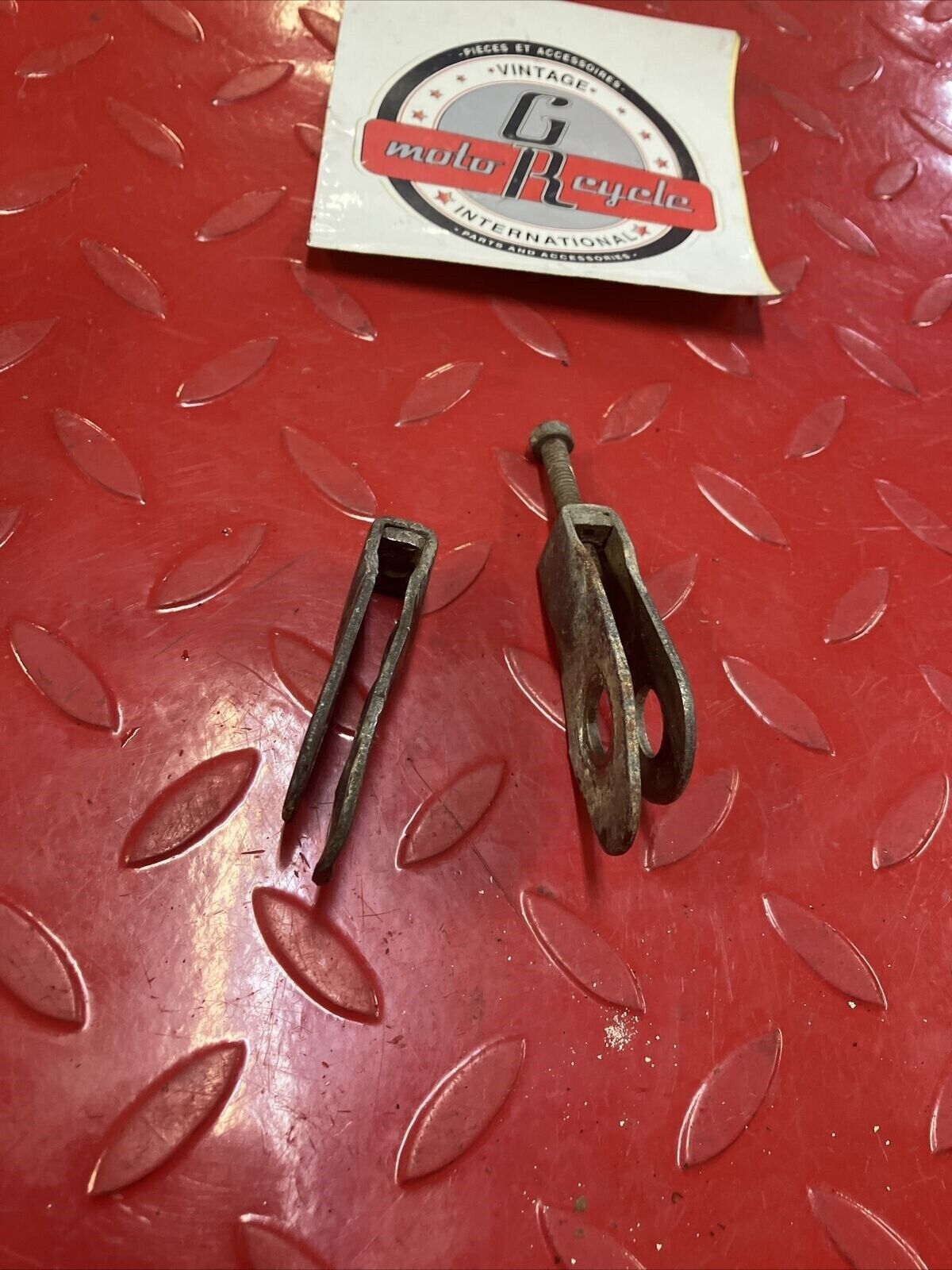 Suzuki RV90 1976 chain adjuster set 61410-27100