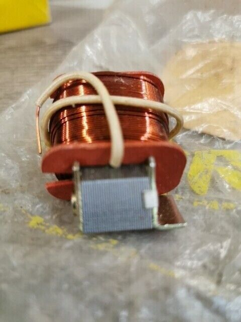 NOS SUZUKI RV125 TC125 TS125 1973 - 1977 COIL PRIMARY 32140-28011 S44