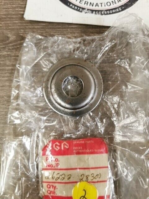 NOS SUZUKI DS185 RM100 RM125 TC125 HOLDER KICK STARTER SHAFT 26222-28300 S56