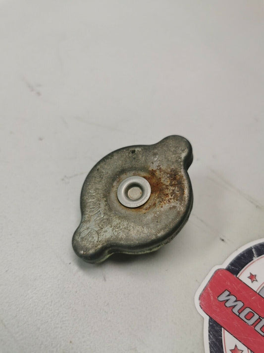 Honda CR125R 1986 radiator cap lid