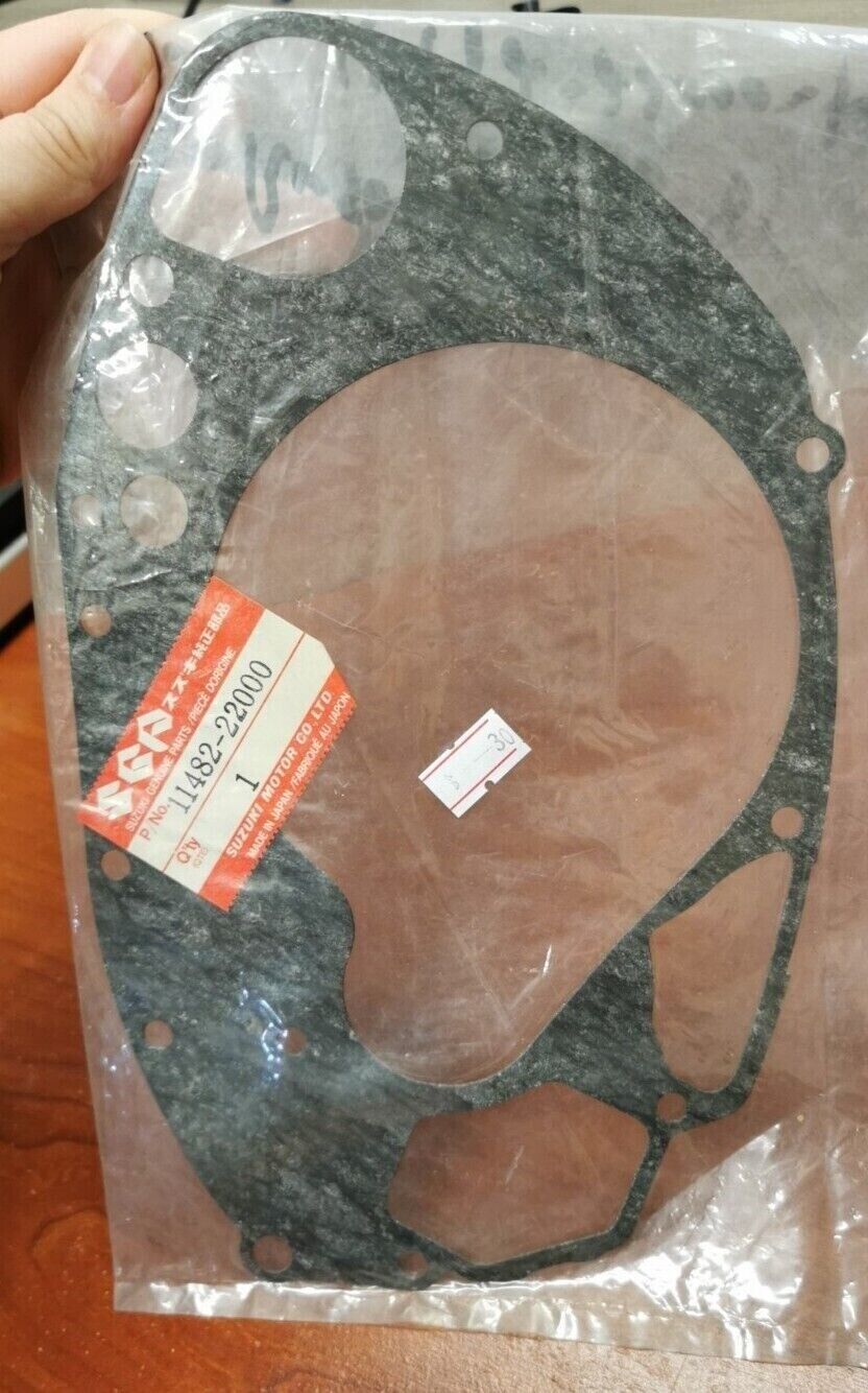 NOS SUZUKI RV50 FR50 CLUTCH COVER GASKET 11482-22000 S31