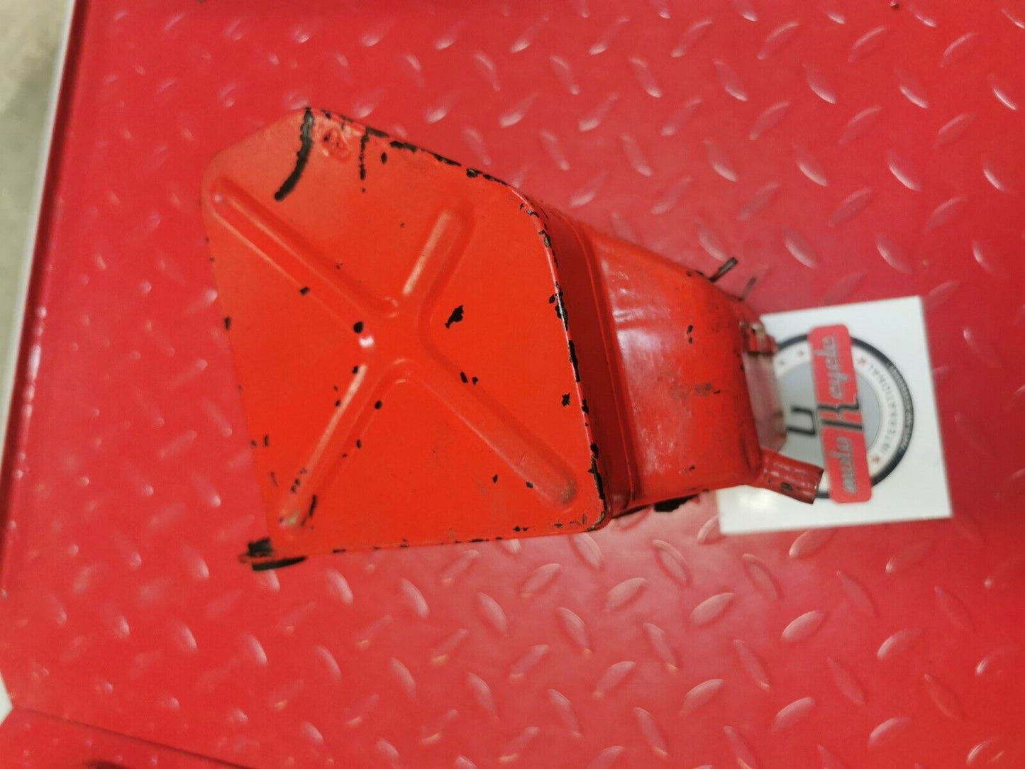 Honda CR250M 1976 airbox air box cleaner filter housing 1975