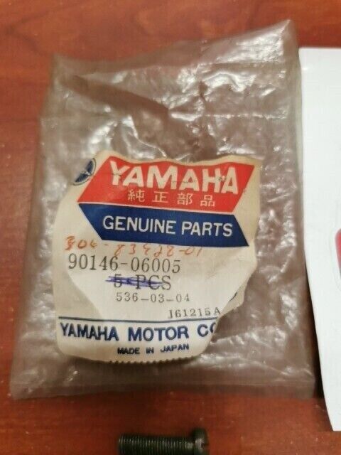 NOS Yamaha FS1 RD200 RD250 RD350 SCREW 90146-06005-00 SUB 306-83928-01-00 Y111