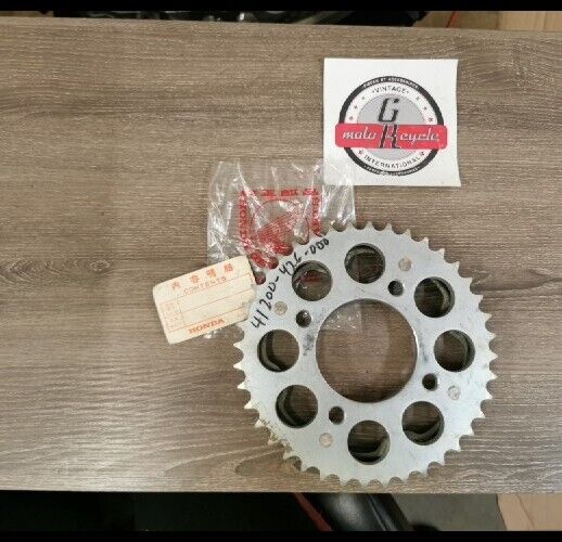 NOS HONDA CB650 1979 - 1981 SPROCKET FINAL DRIVEN 40T 41200-426-000 H83