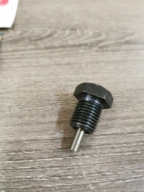 NOS YAMAHA XVS11ATVC VMX1200M XVZ13TFV PLUG STRAIGHT SCREW 90340-14042-00 Y169