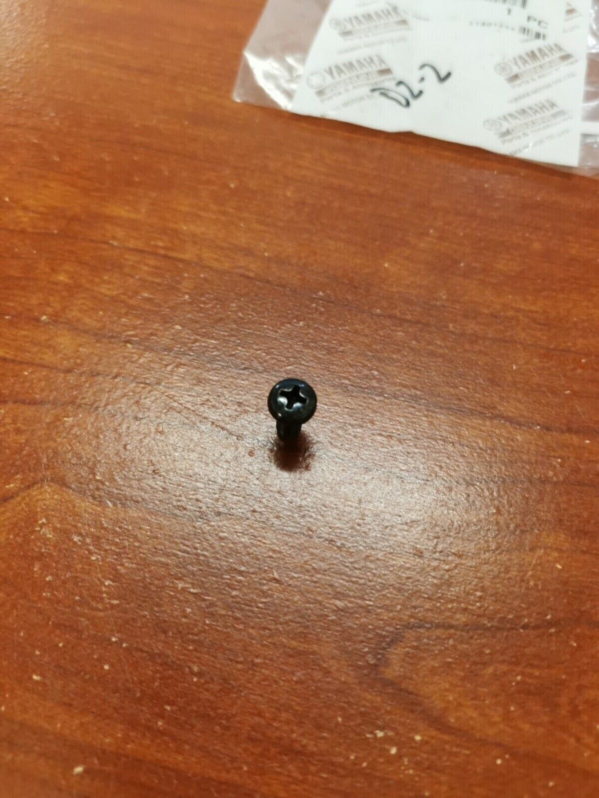 NOS Yamaha EF3000 EF7200 EF55 SRX250 TY250 PAN HEAD SCREW 98517-05012-00 Y84