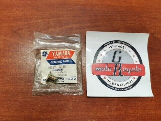 NOS Yamaha COLLAR 90387-06388-00 SUB 90387-06158-00 322-21544-00-00 Y111