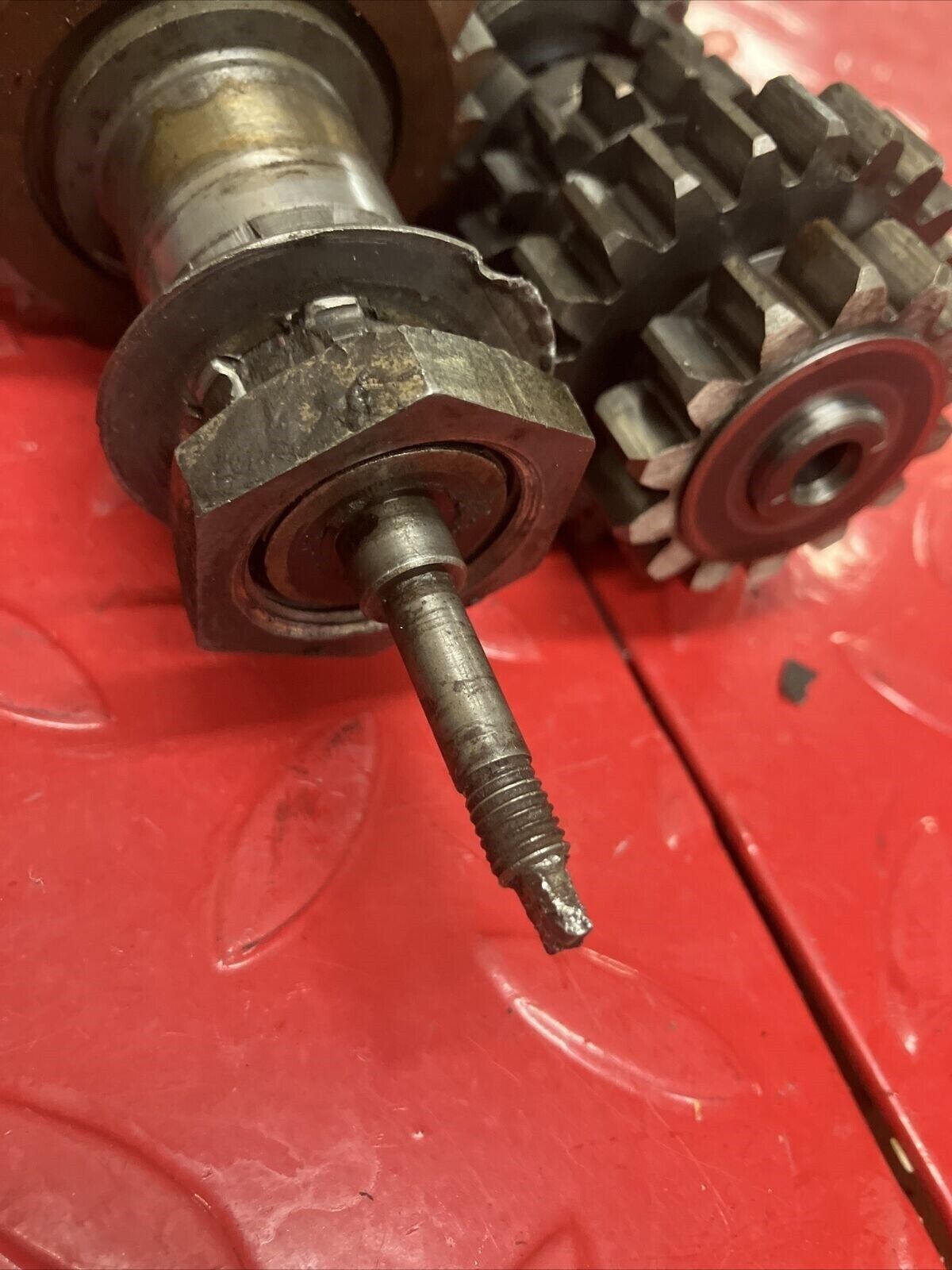 Suzuki RV125 1975 transmission shaft gear gearshift gear shift drum cam forks