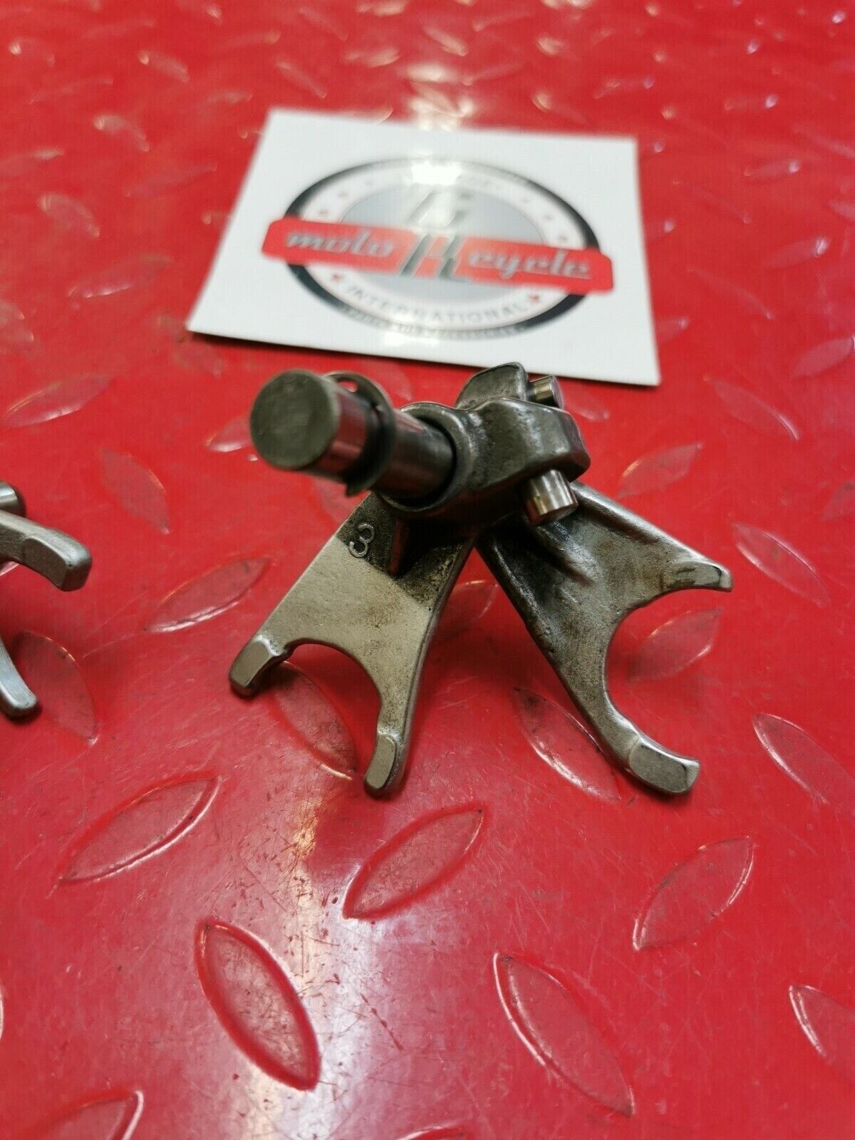 Yamaha DT125 1975 transmission gearshift gear forks 463-18512-00-00 463-18511-00