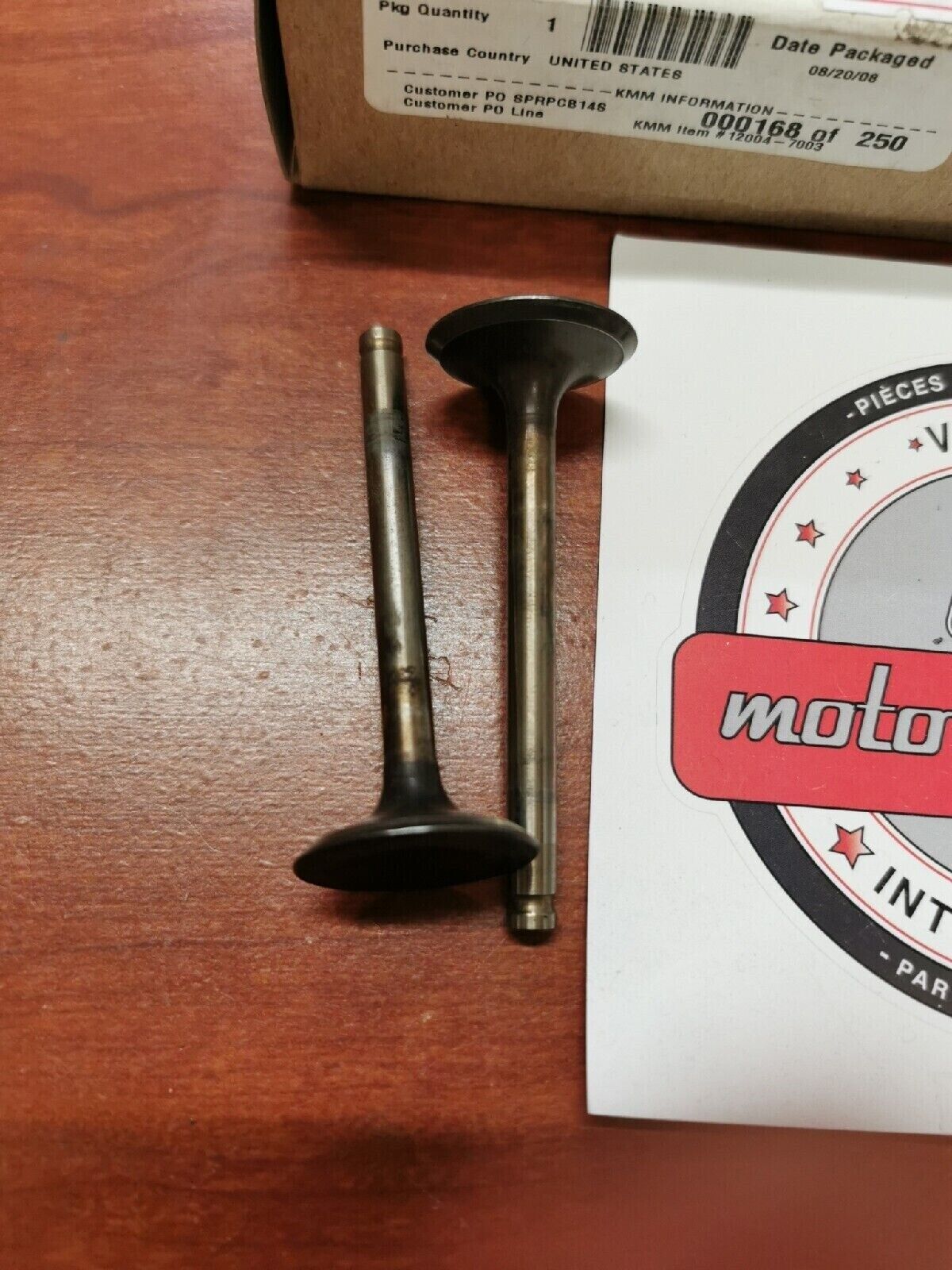 NOS Kawasaki FH500 FH451 INTAKE VALVE KIT 12004-7003 12004-7001 K23