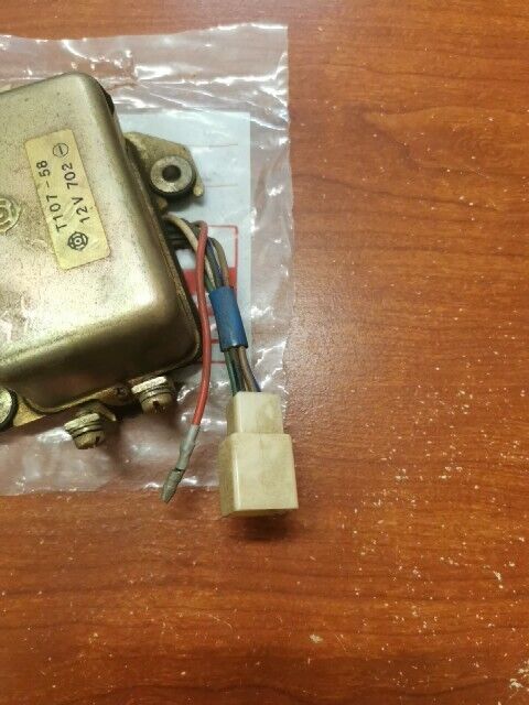NOS Yamaha 1972 CS5 1974 - 1976 RD200 VOLTAGE REGULATOR 337-81910-10-00 Y164