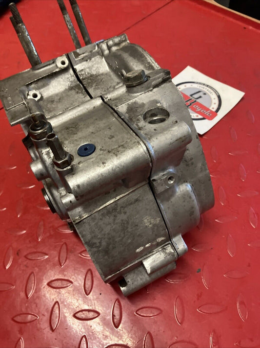 Suzuki TC125 1975 crankcase set left right crank case