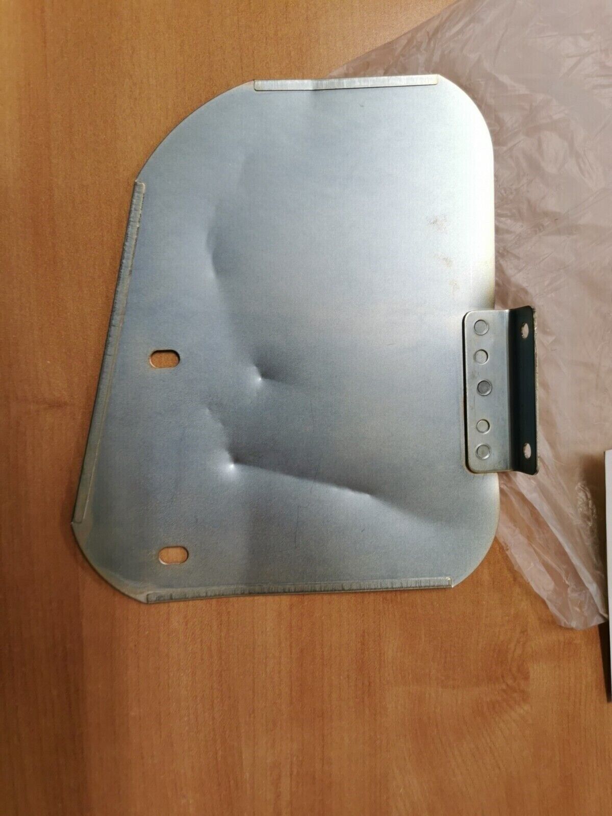 NOS YAMAHA VMAX500 VMAX600 1994 - 1996 SHIELD HEAT 84N-2199H-01-00 Y49