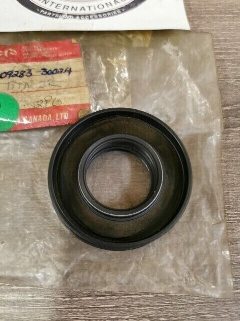 NOS SUZUKI DR370 DR400 DR400S GN400T GN400XT SEAL OIL 30X58X7 09283-30024 S53