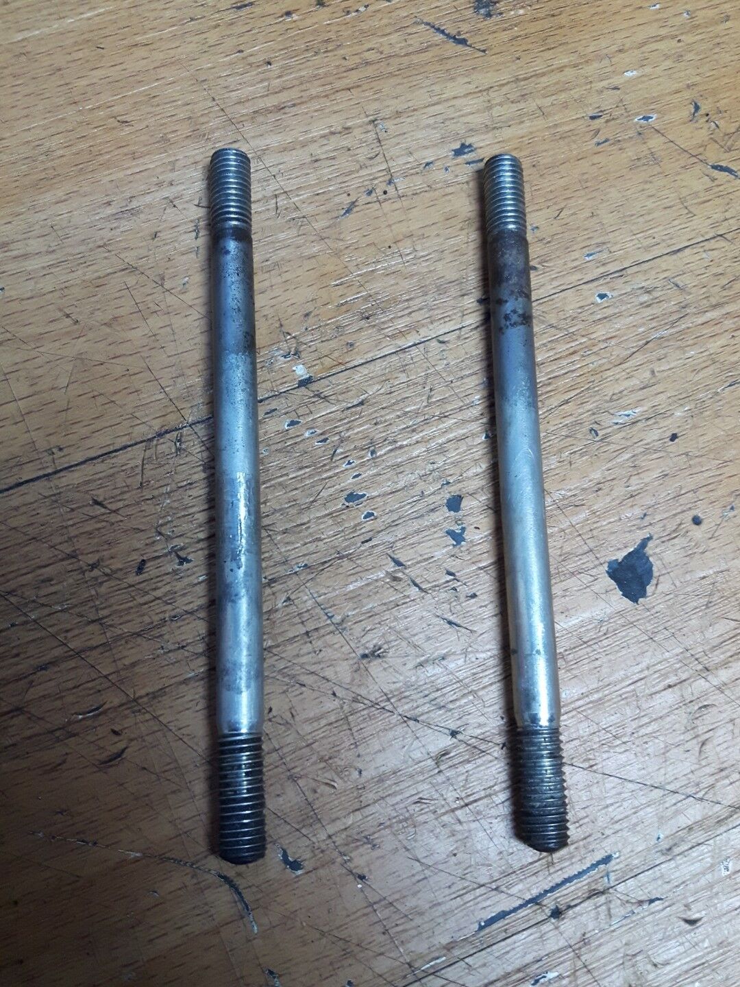 Suzuki DS80 1992 Crankcase cyllinder bolt stud 1978-1995 RM80 GP100 GP125