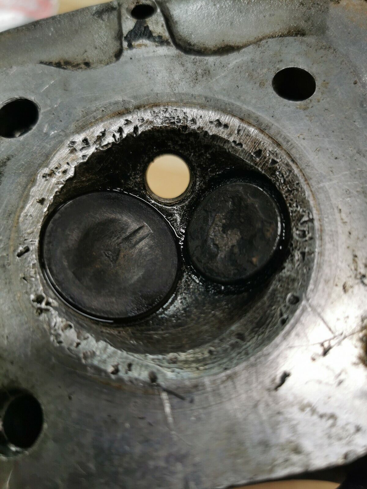 Honda CB125S 1975 cylinder head cover valve rocker