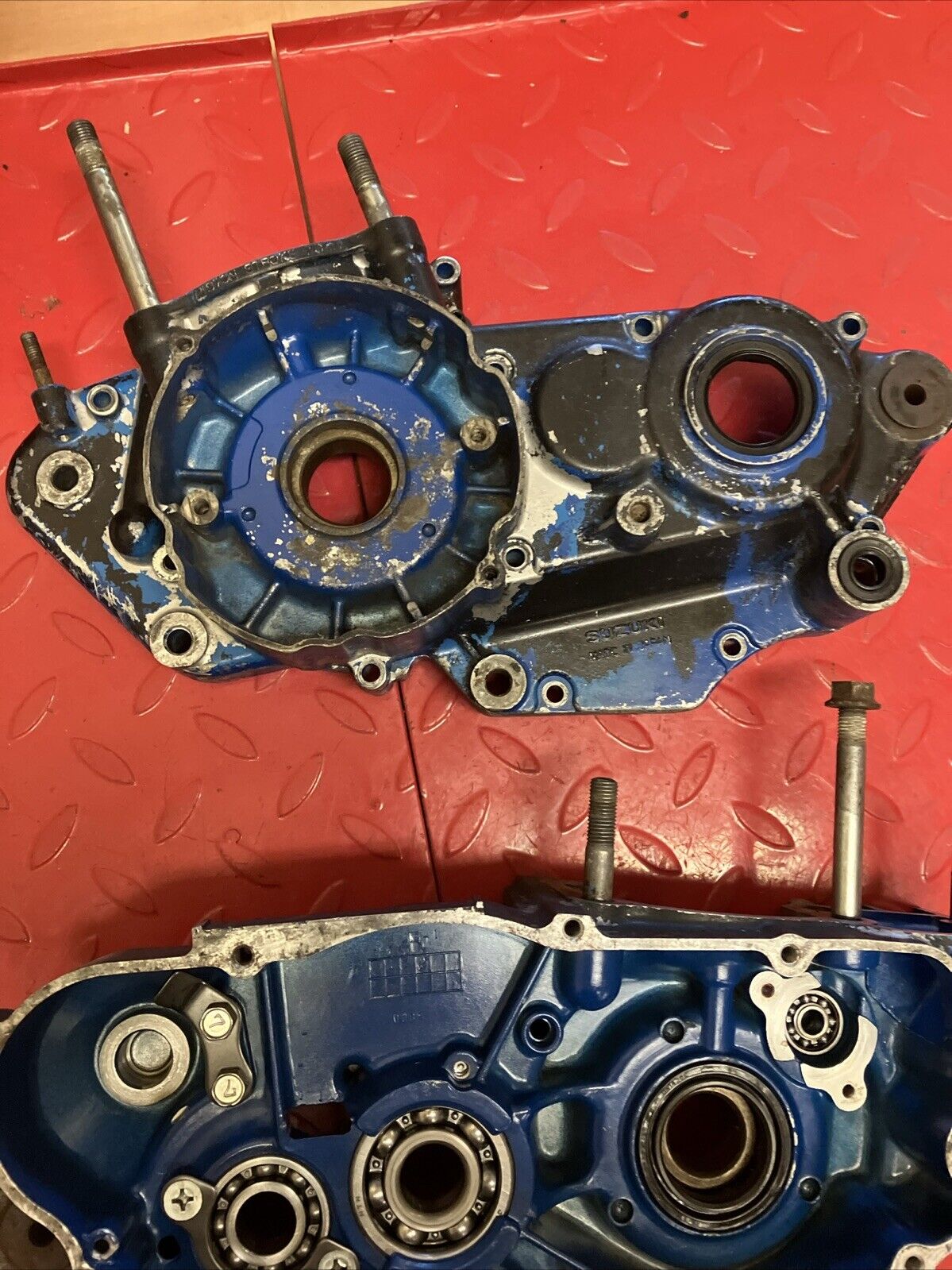Suzuki RM250 1987 Crankcase set left right