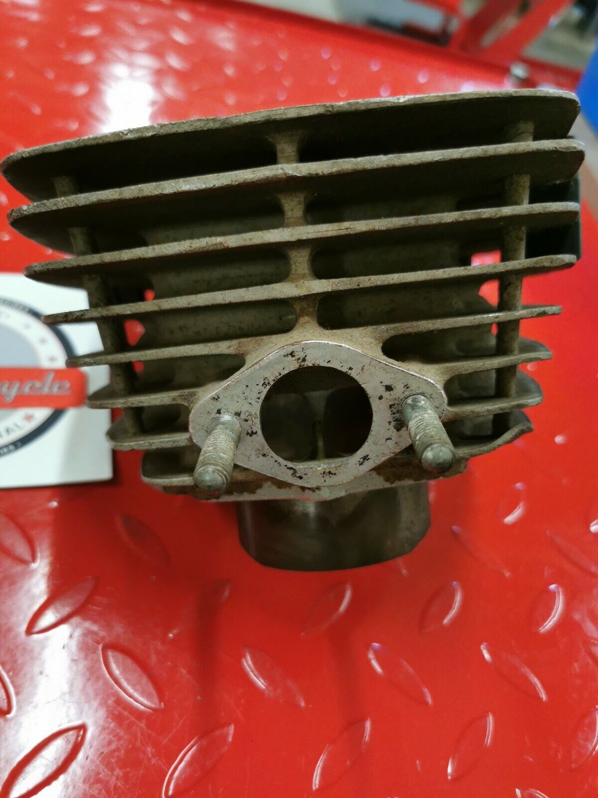 Suzuki TS185 1974 cylinder jug barrel 1975 T