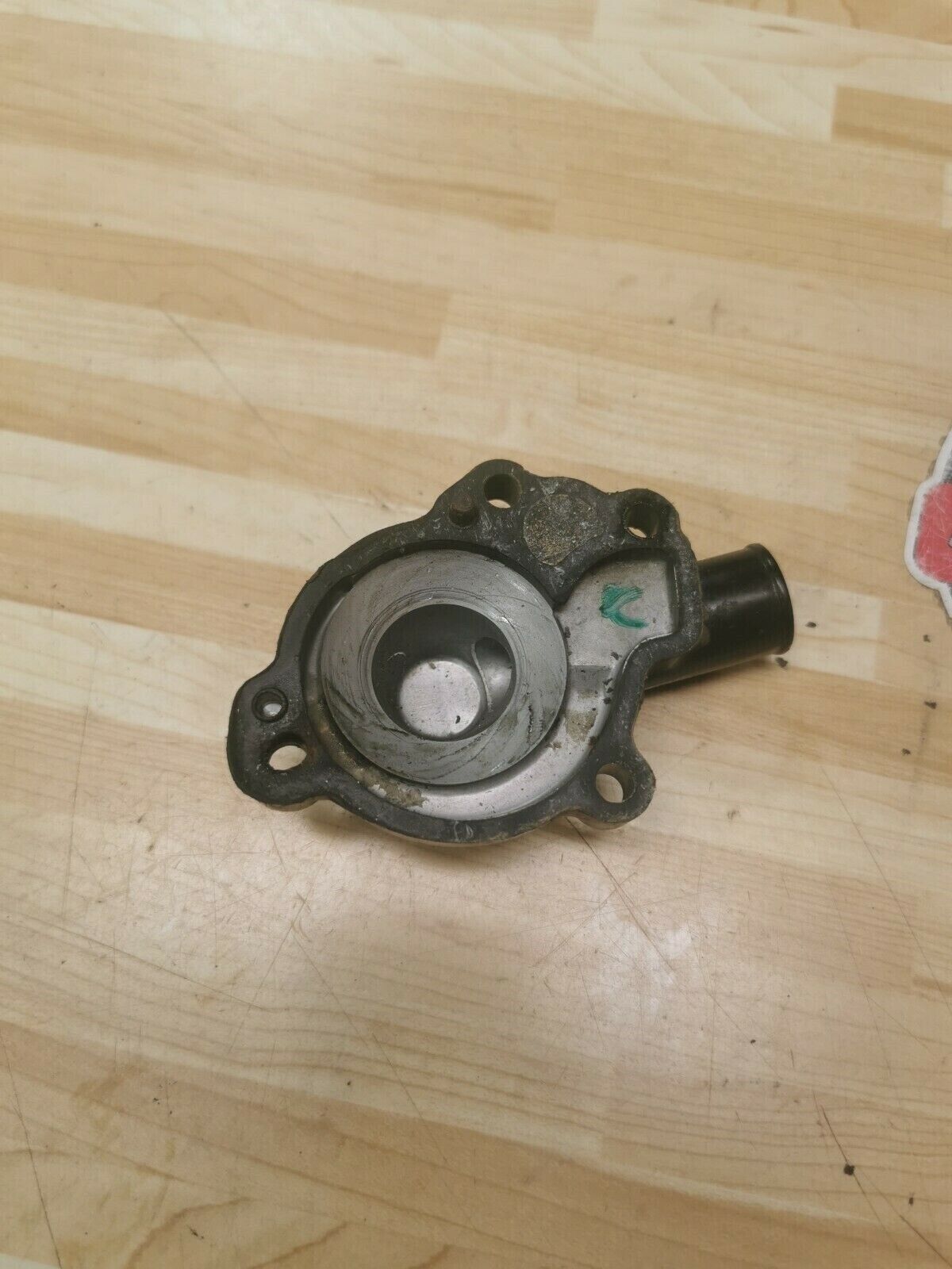 Yamaha YZ125 1985 waterpump water pump cover housing 1983 1984 2