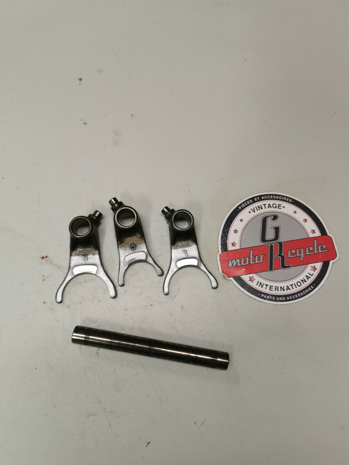 Honda XR200R 1984 transmission gearshift forks shaft 24211-KK0-000 2