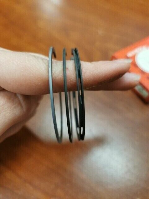 NOS Honda ATC90 C90 CD90 CT90 ST90 PISTON RING SET (1.00) 13050-028-025 SUB H93
