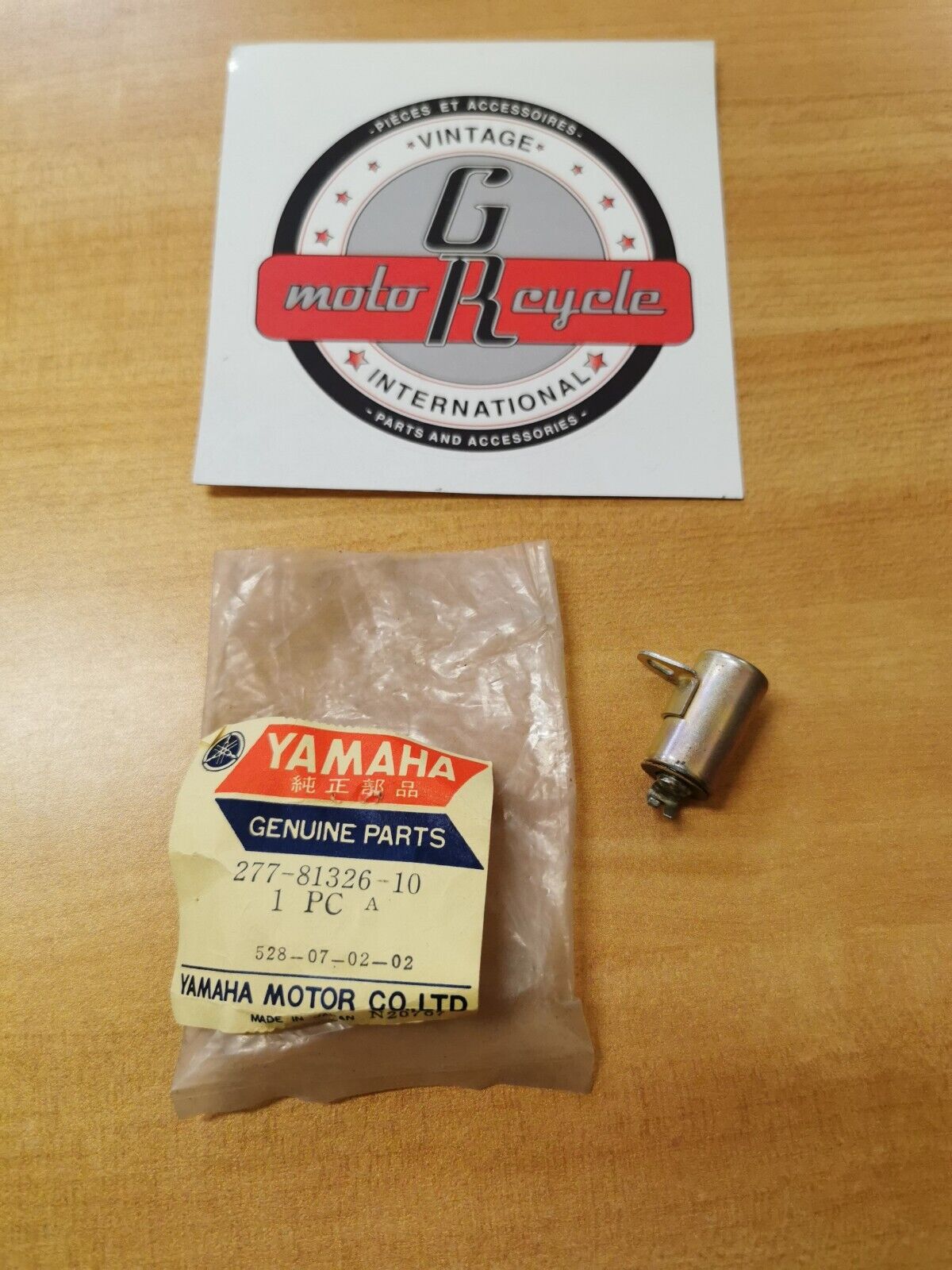 NOS YAMAHA CONDENSER 2  277-81326-10-00 Superseded by 277-81326-90-00 Y38