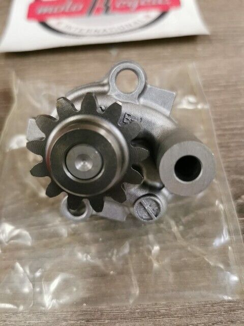NOS YAMAHA YZ450F WR450F 2006 - 2014 OIL PUMP 2S2-13300-10-00 Y106
