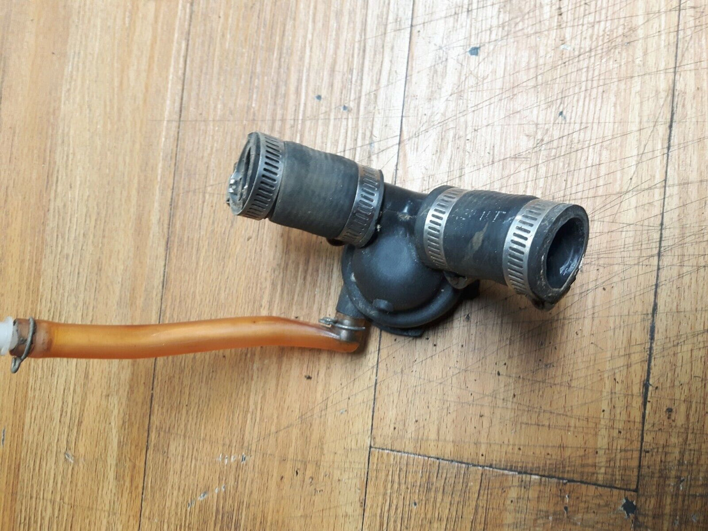 Honda CR125R 1981 Radiator filler neck hose CR250R