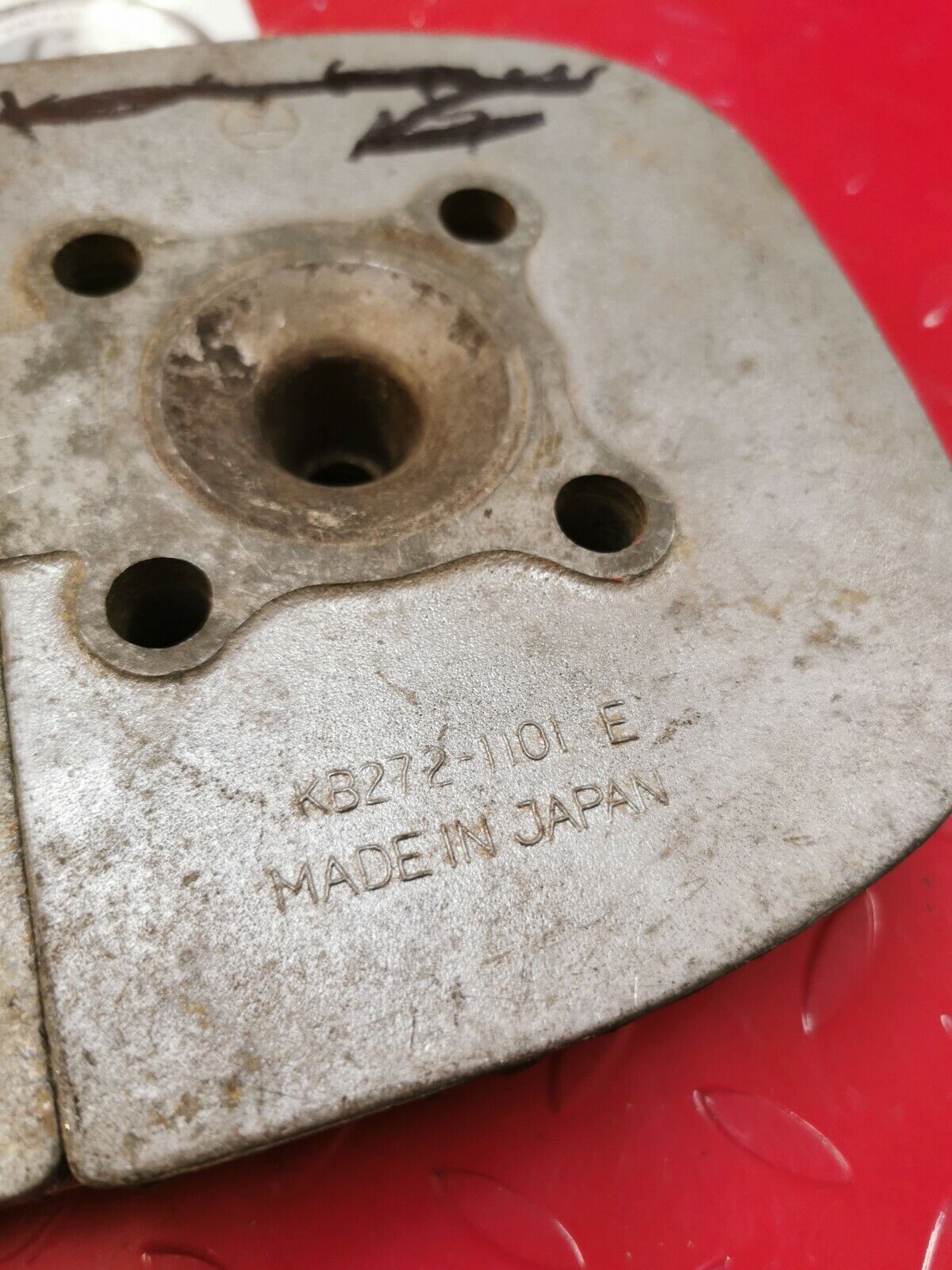 Kawasaki Samurai A1 Avenger A7 ? cylinder head jug barrel cover KB272-1101 E
