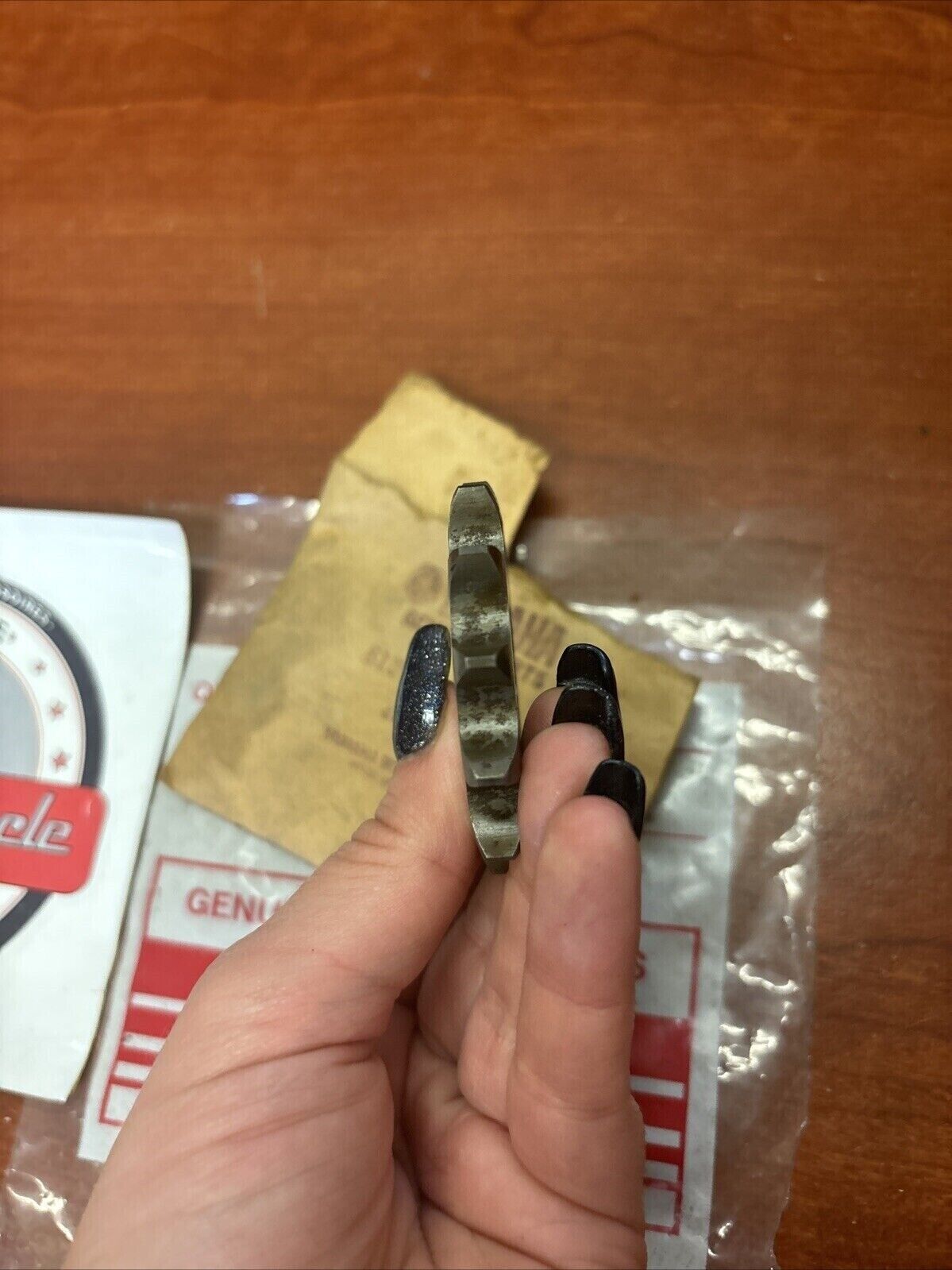 NOS Yamaha BR250 CF300 ET250 ET300 CHAIN DRIVE SPROCKET 12T 812-17682-20-00 Y177